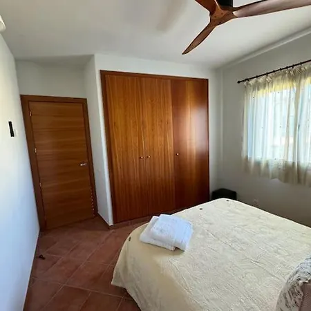 Casa Unifamiliar Con Piscina. * L'Armentera