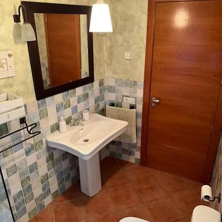 Casa Unifamiliar Con Piscina. Semesterbostad *